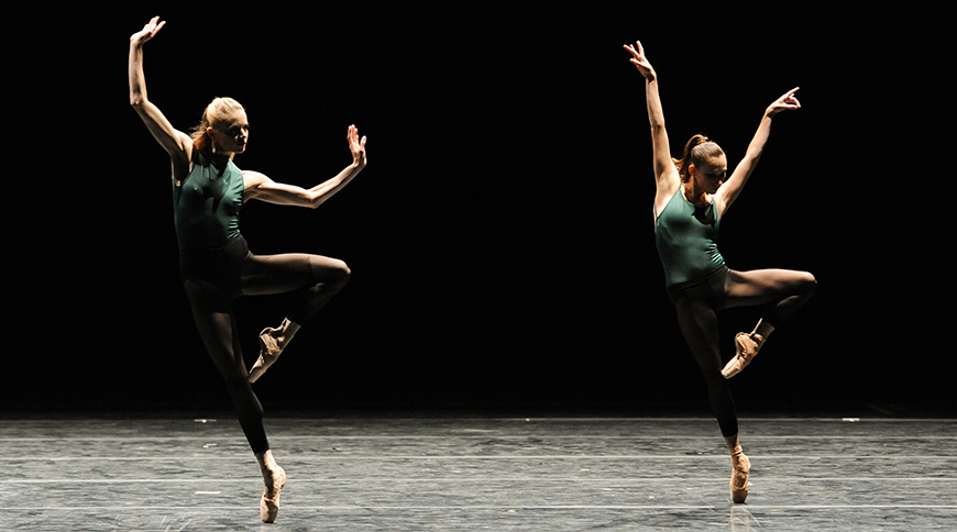 William Forsythe's In the Middle, Somewhat Elevated. Photo by Rich Sofranko